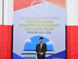 5 TAHUN JABAR JUARA  Lantik ISKI Jabar, Ridwan Kamil Ingatkan Tantangan di Era Disrupsi yang Semakin Cepat